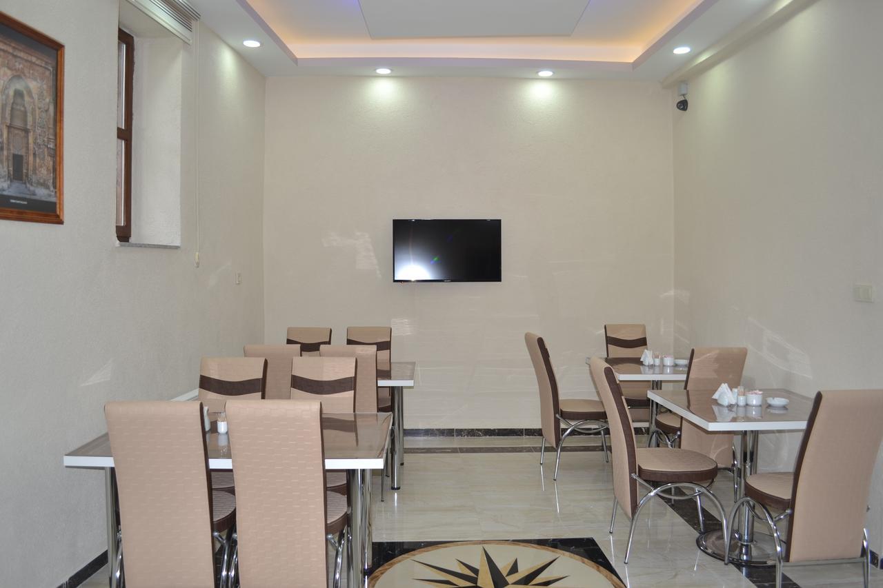 Divrigi Kosk Hotel Bagian luar foto