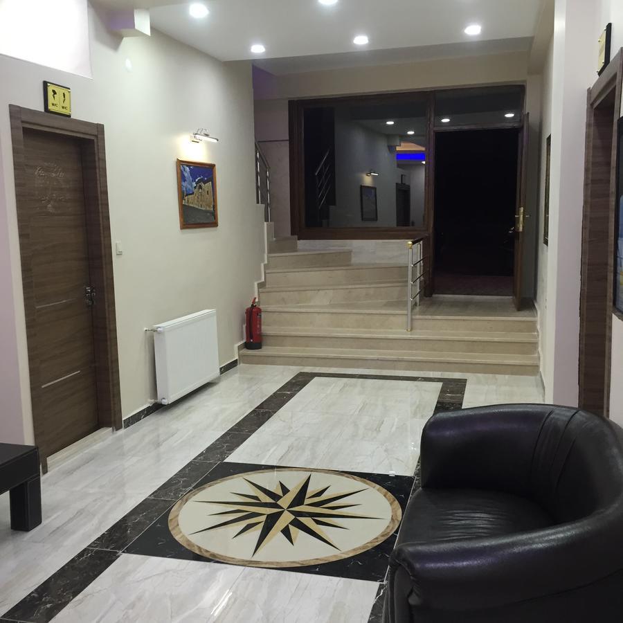 Divrigi Kosk Hotel Bagian luar foto